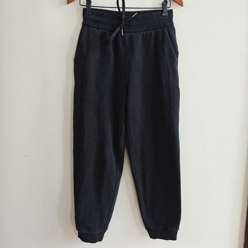 LULULEMON Scuba Jogger - Picture 5 of 8